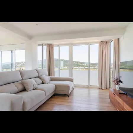 アパート Playa Y Centro Comercial プラヤ・デアロ