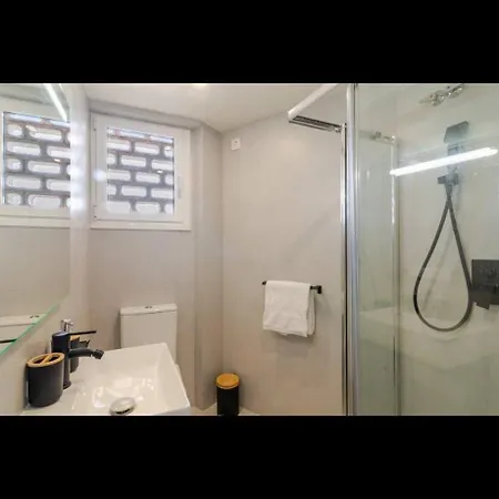 Playa Y Centro Comercial アパート