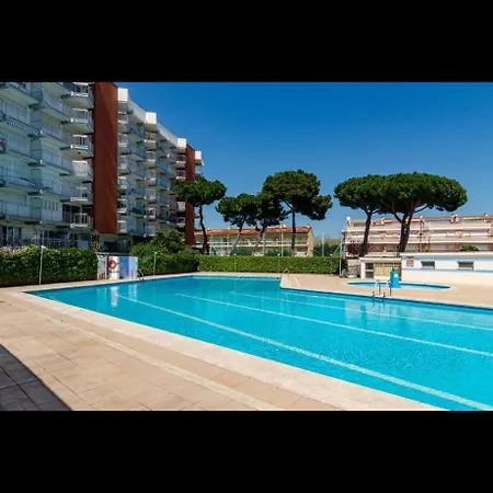 Playa Y Centro Comercial *