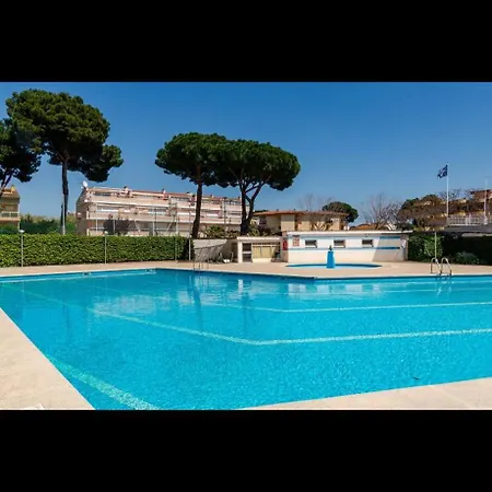 Playa Y Centro Comercial *