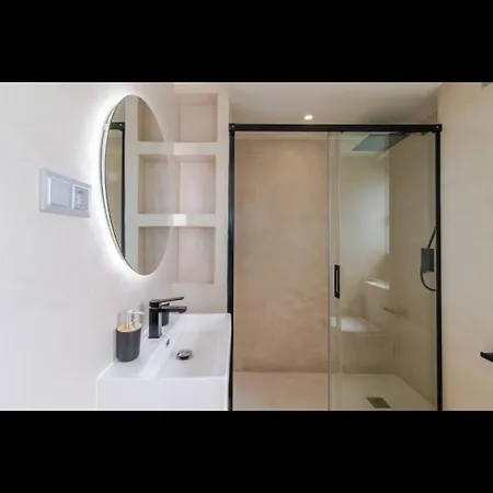 Playa Y Centro Comercial *