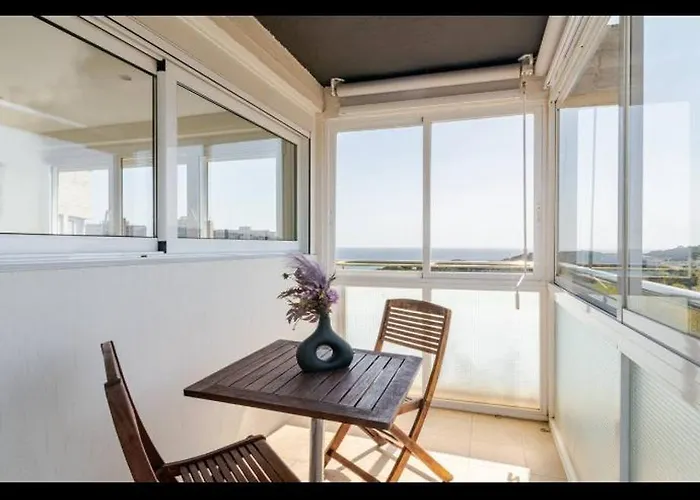 Playa Y Centro Comercial * 플라티야 다로