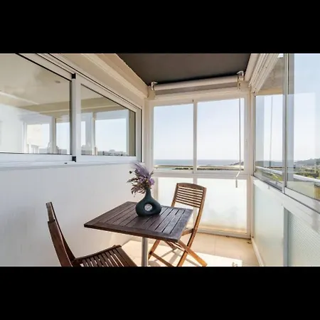 Playa Y Centro Comercial * Castell-Platja d’Aro